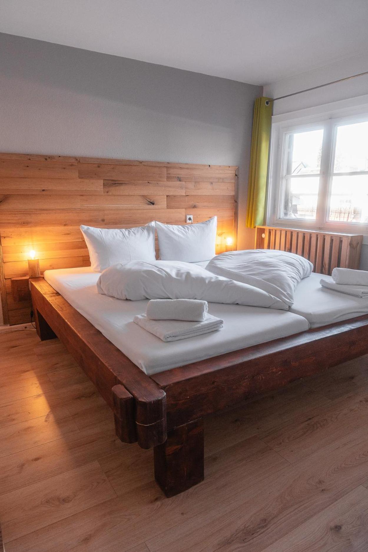- Ron's Gasthof Oberstdorf